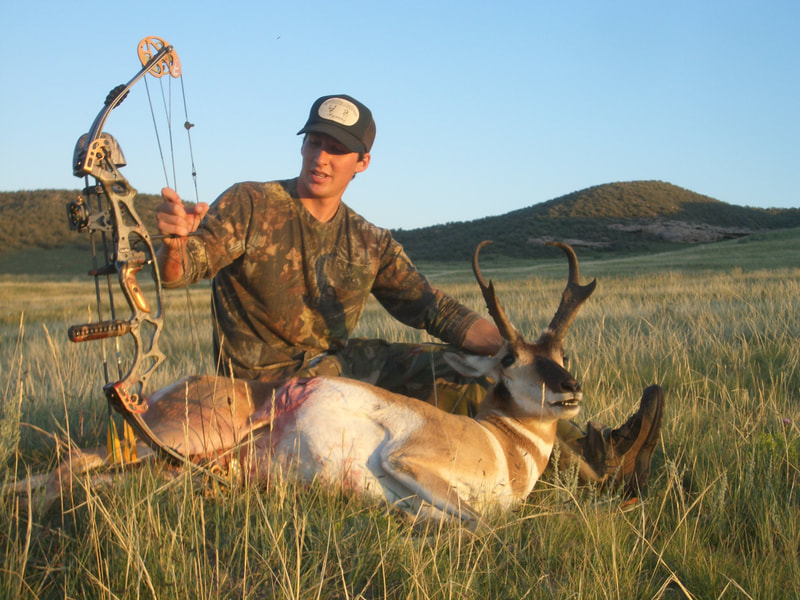 bow hunting pronghorn antelope
